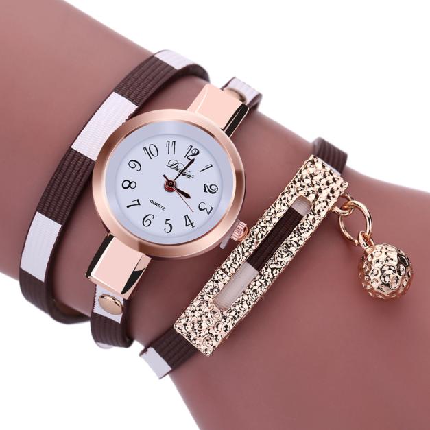 Montre en cuir Casual.