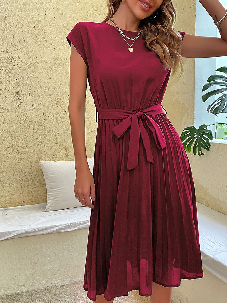 Robe Midi plissée à manches courtes