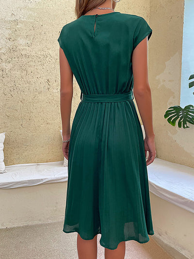 Robe Midi plissée à manches courtes