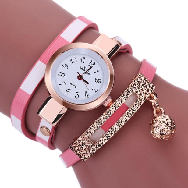 Montre en cuir Casual.