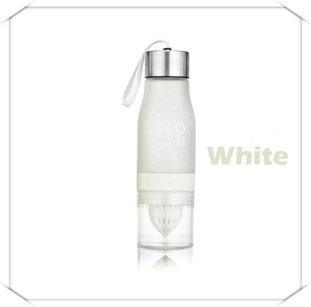 Bouteille d'eau d'infusion de fruits H2O